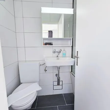 Urban Oasis With Queen Bed And View Be-38 Apartman Zürich